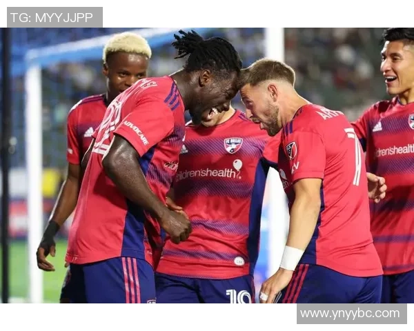 明尼苏达与达拉斯激战正酣比分悬念不断引人关注